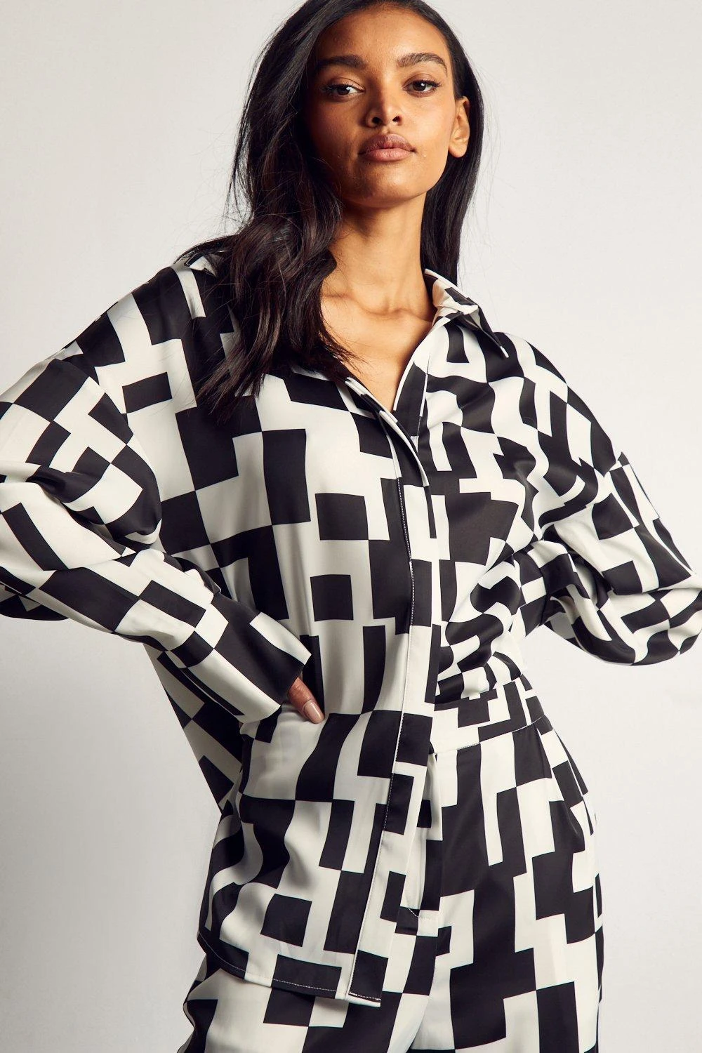 Monochrome Abstract Satin Print Trousers 7 Monochrome Abstract Satin Print Trousers - Image 5