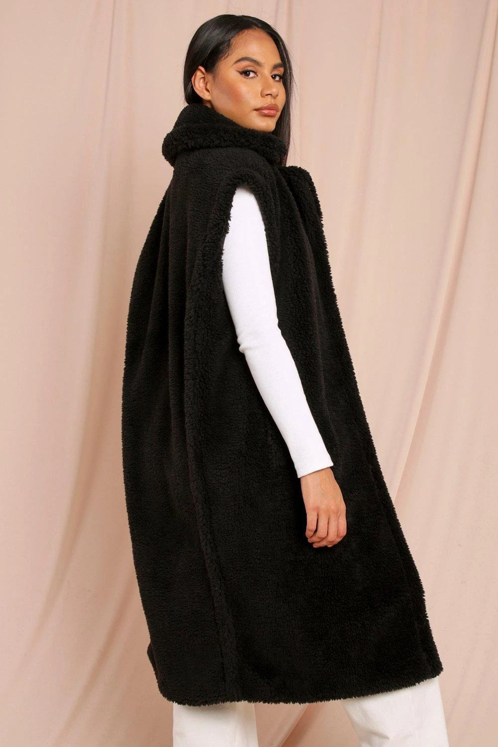 Teddy Sleeveless Longline Coat 5 Teddy Sleeveless Longline Coat - Image 4