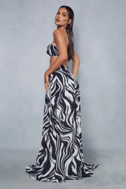 Zebra Print Textured Halterneck Top & Maxi Skirt Co-ord 10 Zebra Print Textured Halterneck Top & Maxi Skirt Co-ord -Cheap Sarto Tone Store black zebra print textured halterneck top maxi skirt co ord 2