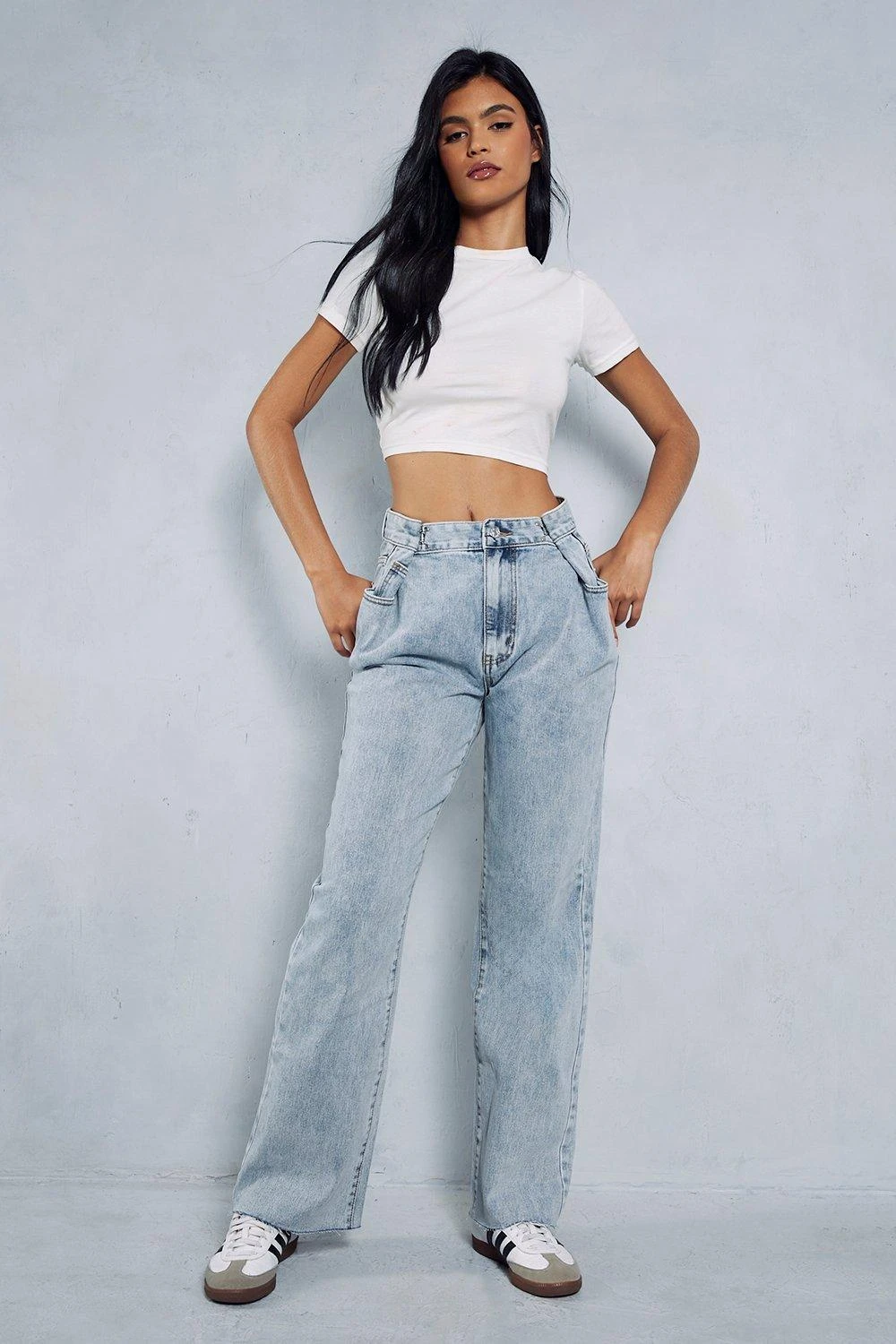 Pleat Detail Wide Leg Denim Jeans 6 Pleat Detail Wide Leg Denim Jeans - Image 4
