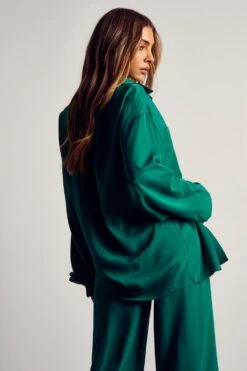 Luxe Twill Pocket Detail Shirt 10 Luxe Twill Pocket Detail Shirt -Cheap Sarto Tone Store green luxe twill pocket detail shirt 2