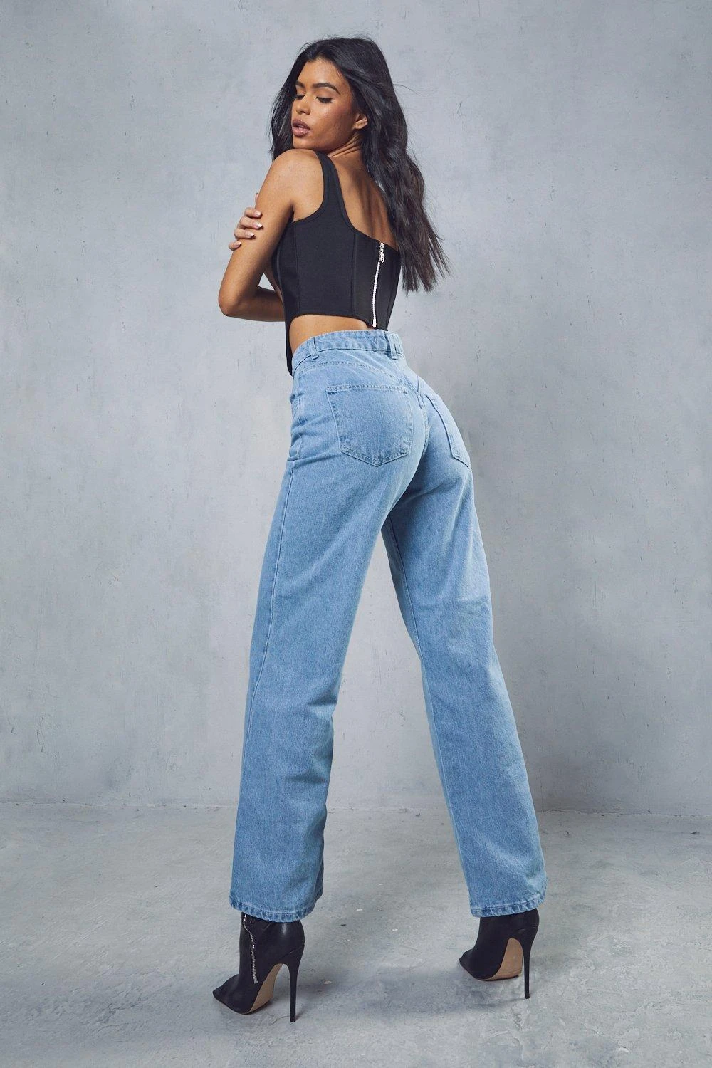 Front Panel Detail Straight Leg Jean 5 Front Panel Detail Straight Leg Jean - Image 3