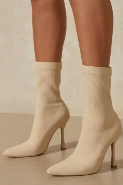Knitted Ribbed Ankle Boots