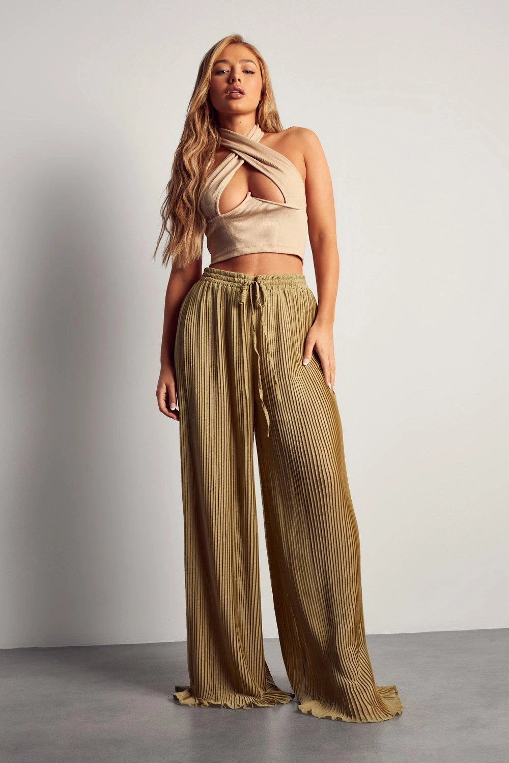 Wide Leg Sheer Glitter Plisse Trouser 6 Wide Leg Sheer Glitter Plisse Trouser - Image 4